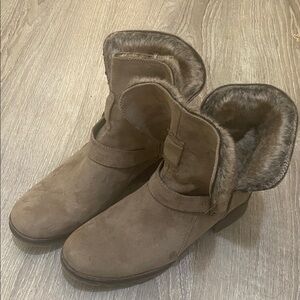 White Mountain • SZ. 10 women
